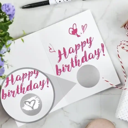 Etiquetas raspa y gana plateadas redondas. Pack de 600 Figuras. Perfectas para juegos, promociones y proyectos DIY con mensajes ocultos. ¡Diviértete rascando!