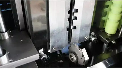 Dobladora para Laminas de metal DL 130 Letras