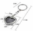 Medidas del llavero portafoto personalizable con forma de corazón
