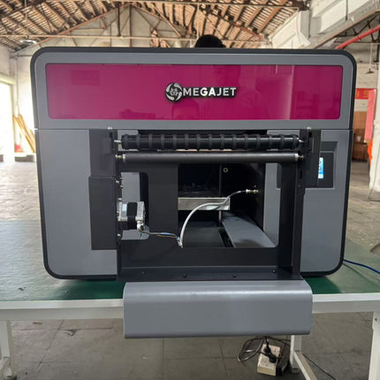 Impresora UV A3 con cabezal TX800: impresión rápida en blanco + CMYK, ideal para personalización y producción industrial en una variedad de materiales