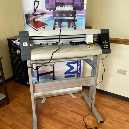 Ploter de corte MC630 incluye programa Signmaster - 60 cm de ancho - corte por contornos y pedestal