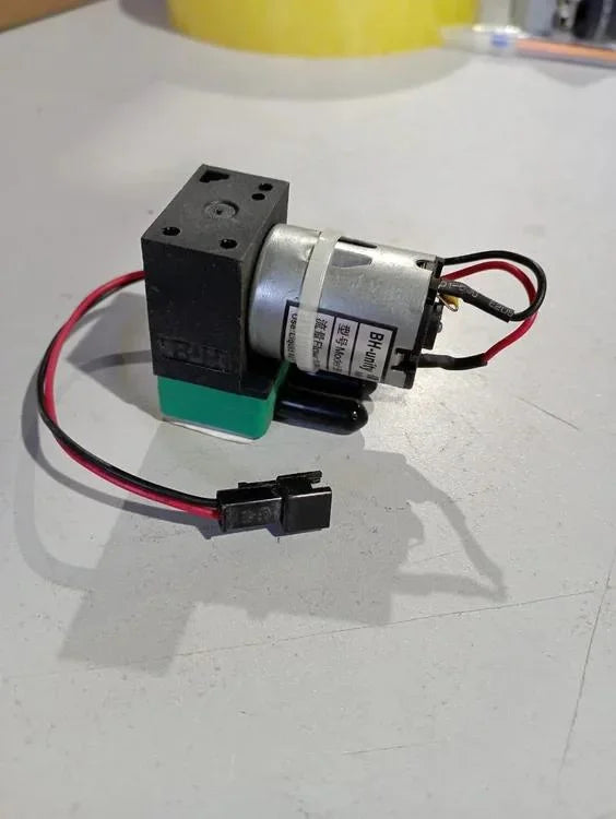 Z00 Bomba electrica pequeña y-10i