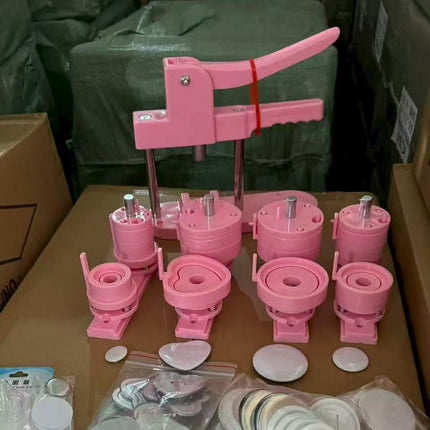 Kit completo Máquina de Chapita 58mm Plástica Incluye Molde y set de chapitas para iniciar