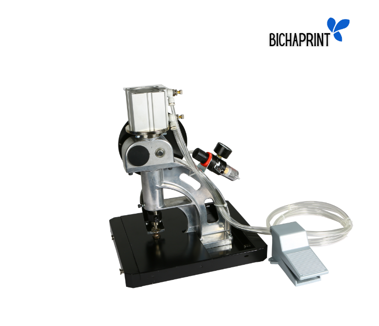 Ojetilladora neumatica automatica PM1 para tamaños de 6, 10 y 12 mm por equipo